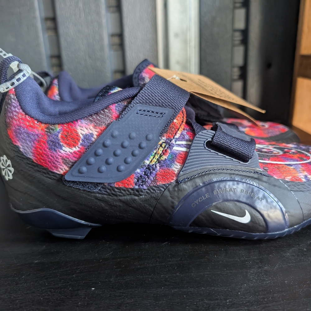 Nike Kids Sneakers - Navy and Multicolor Floral